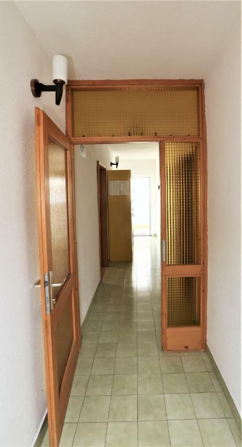 Apartmani Vinko Baška Voda المظهر الخارجي الصورة
